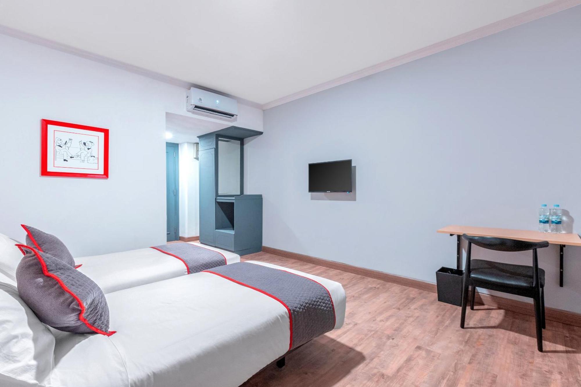 Super Oyo Townhouse 2 Hotel Gunung Sahari Jakarta Exteriér fotografie
